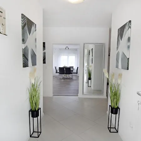 Holiday home Grosses In Mit Privatem Pool Buroli
